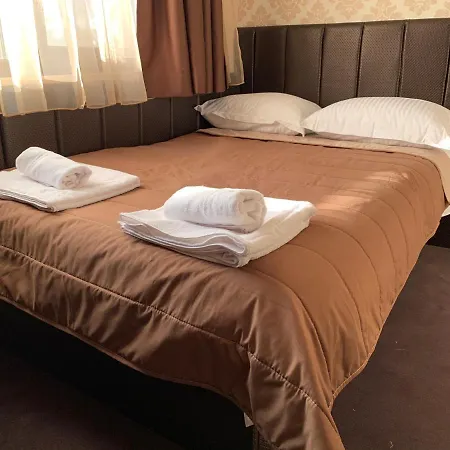 Hotel Vrazhdebna *