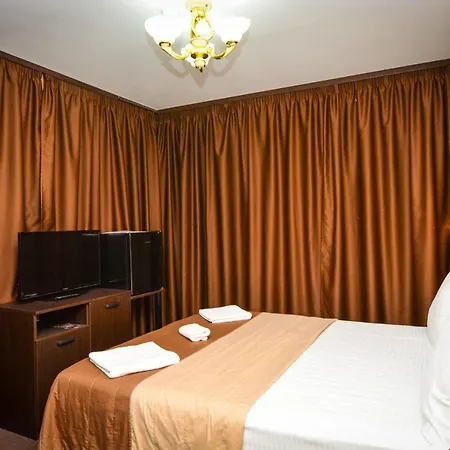 Vrazhdebna Hotel