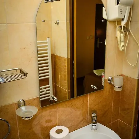 Отель Vrazhdebna